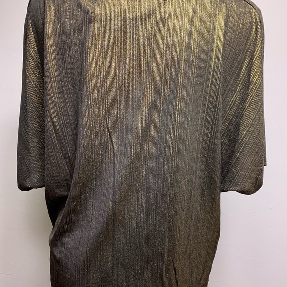 CODE X MODE gold v neck top. LARGE - Picture 4 of 7